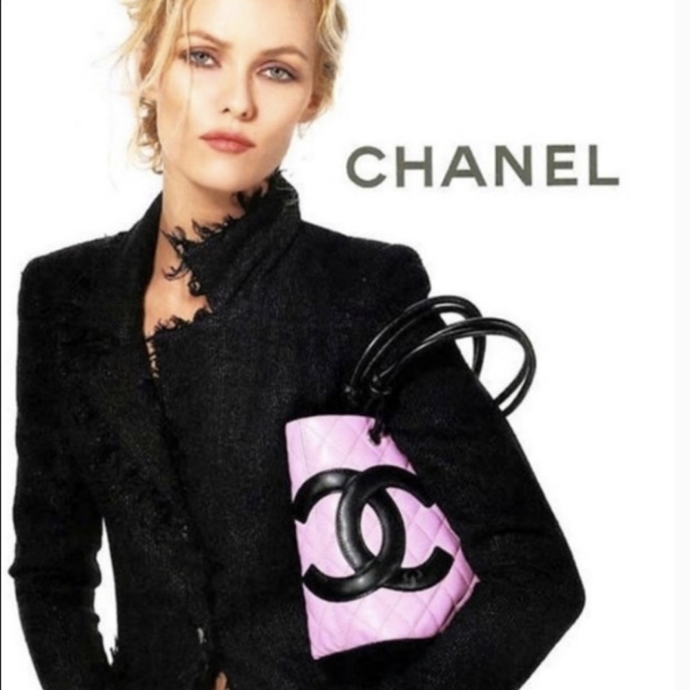 🎉 CHANEL Cambon Linge Quilted Tote